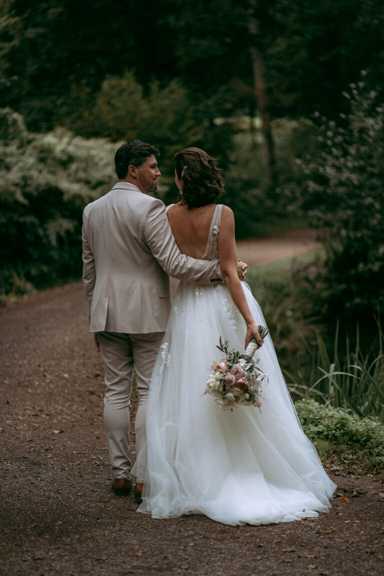 Hochzeitsfotografin Saarland – emotionale Hochzeitsbilder im Wald